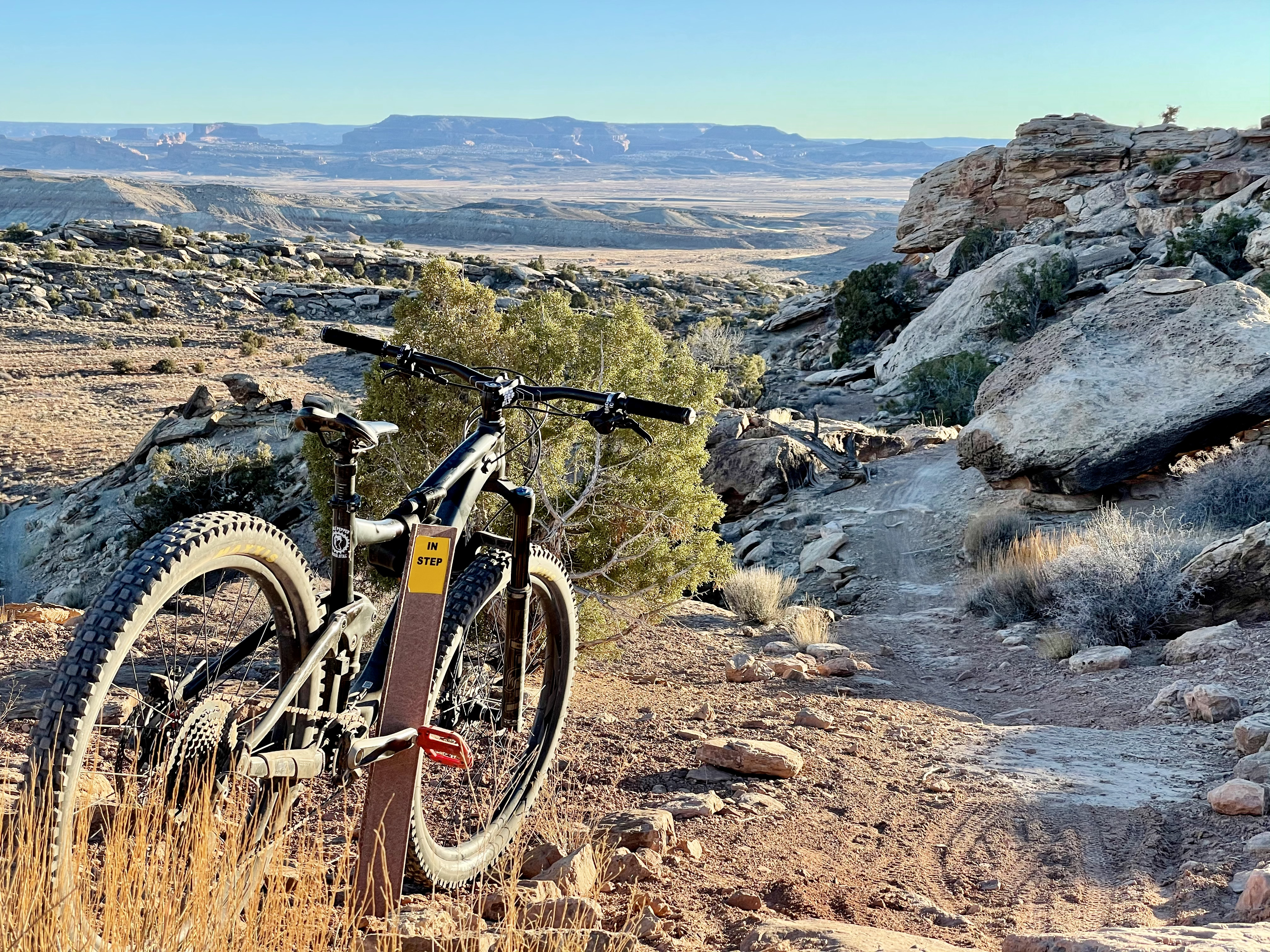 Among the harder trails in Klondike is Instep, a short section that bogged me down in sand deeper than I was bargaining for. 